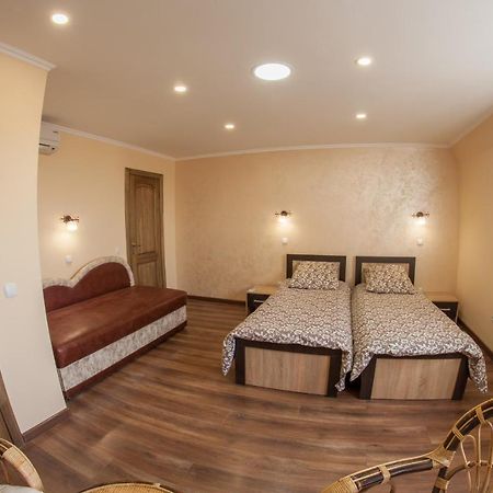 Panorama Apart-Hotel Каменец-Подольский Экстерьер фото